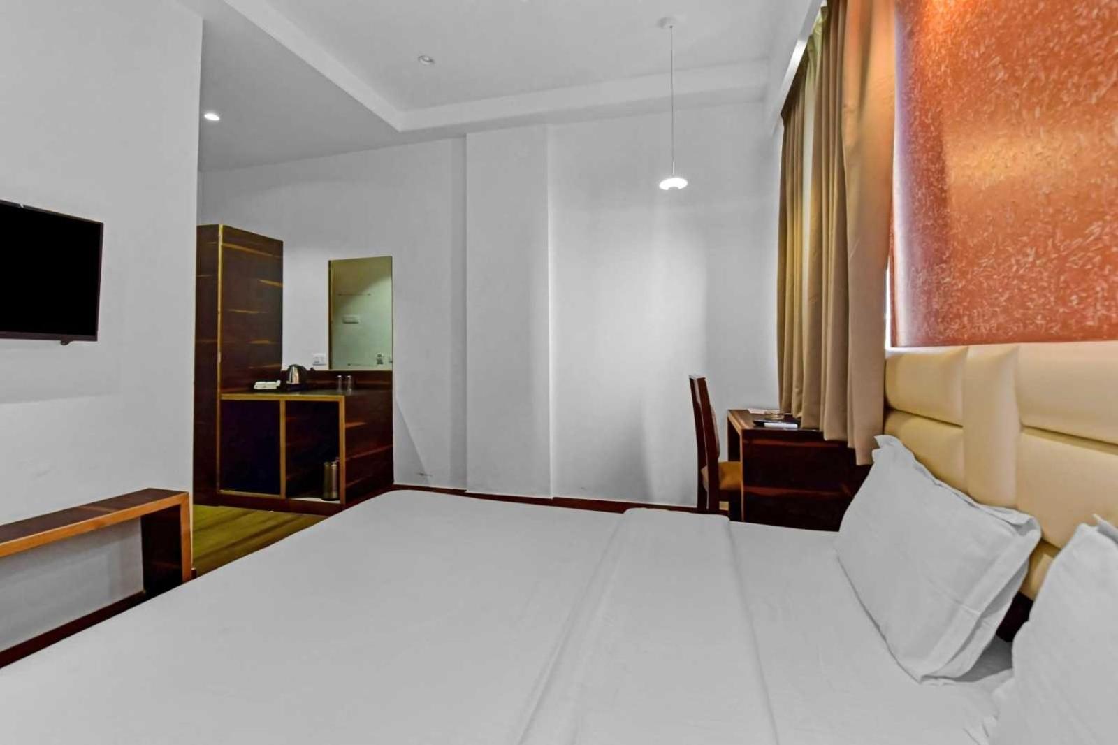 Collection O Hotel Karma Inn Jaipur Buitenkant foto