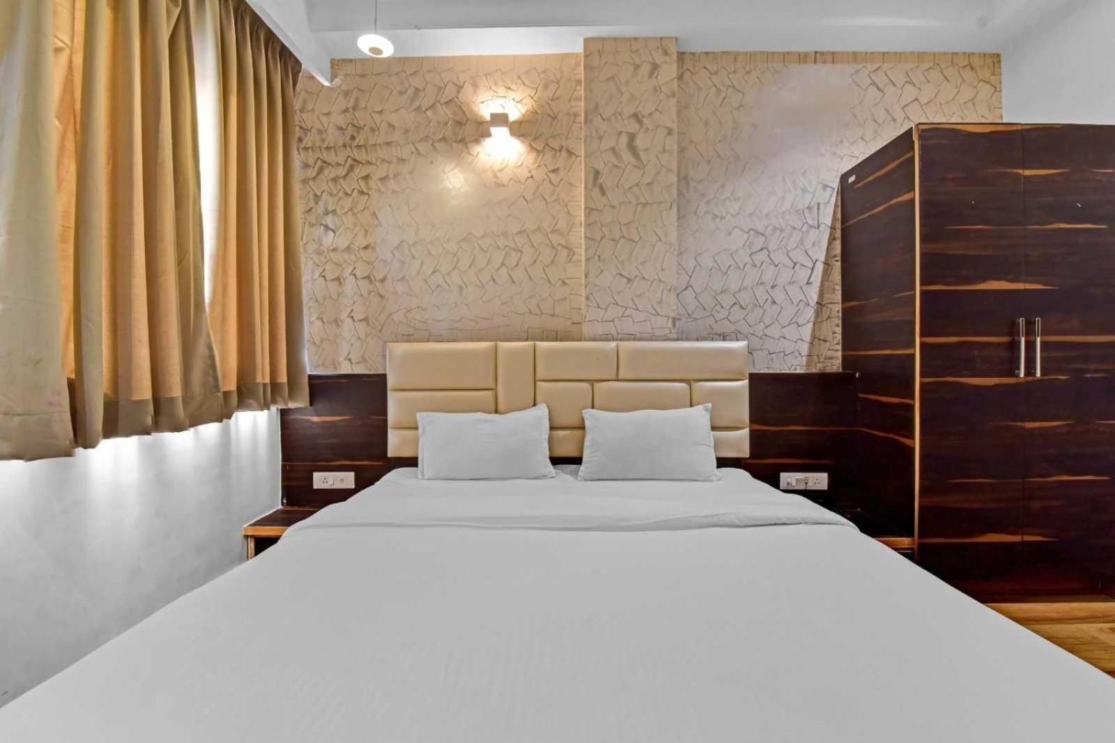 Collection O Hotel Karma Inn Jaipur Buitenkant foto